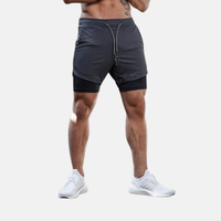 RunLock™ – 2-i-1 treningsshorts med sprettfri mobillomme